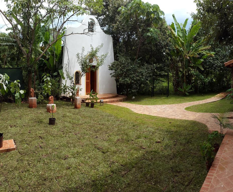 ホテル El Pueblito Iguazu プエルト・イグアス エクステリア 写真